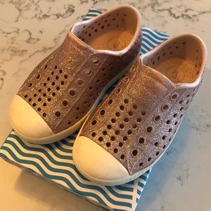 Native Jefferson Bling in Milk Pink